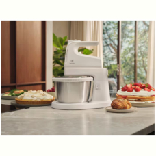 Стаціонарний міксер Electrolux ESM4W